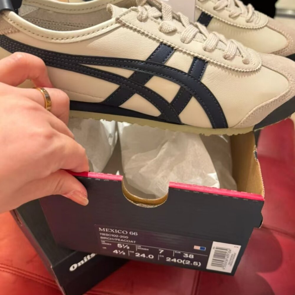Onitsuka Tiger MEXICO 66 Women's Casual Sneakers [Multiple Sizes] - Picture 3 of 3